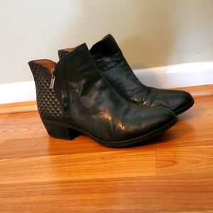 Lucky Brand Basel Bootie, Black, Size 8.5